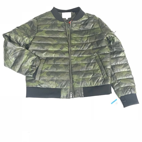 🔥Final price drop 🔥 NEW Lucky brand Camouflage puffer Bomber M - Picture 4 of 8